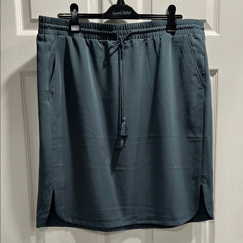 NWT Loft Outlet Casual Skirt